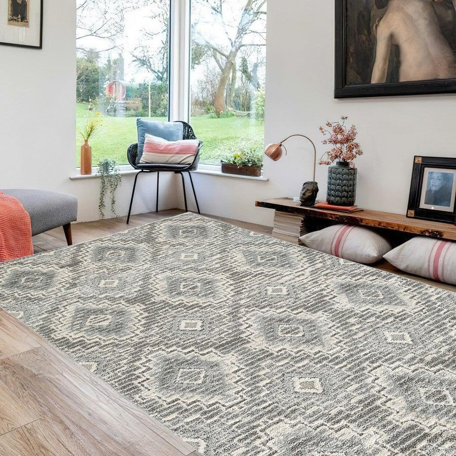 Ashley Hiy Medium 5 x 7 Area Rug, Persian-Inspired Pattern, Blue